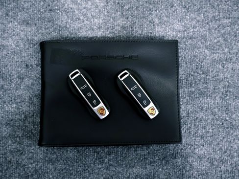 Used 2024 Porsche 911 Carrera GTS image 40