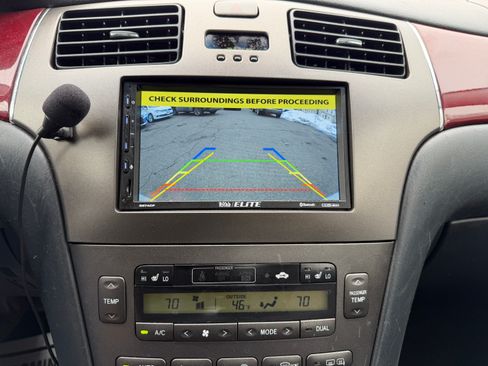 Used 2004 Lexus ES 330 image 9