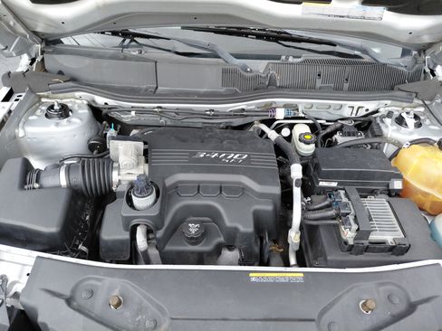 Used 2006 Pontiac Torrent image 16