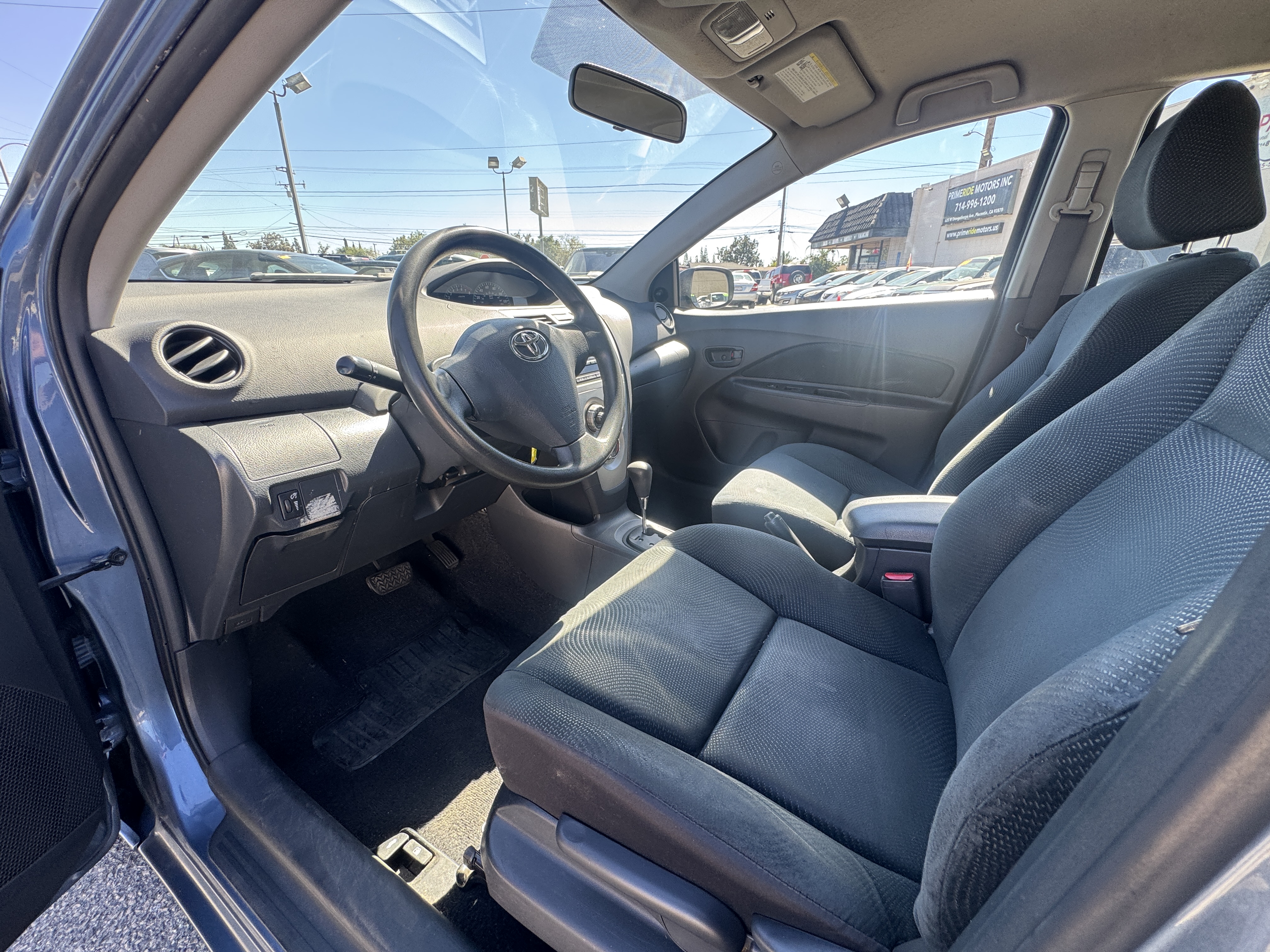 Used 2009 Toyota Yaris Sedan FWD image 16