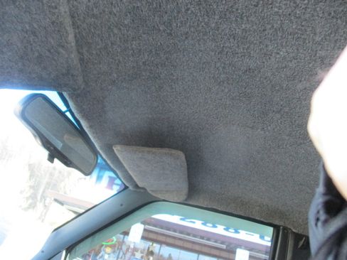 Used 1993 Chevrolet S10 Pickup LS image 29