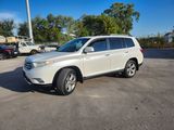 Used 2013 Toyota Highlander Limited image 3