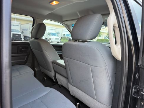 Used 2014 RAM 1500 ST RWD image 96