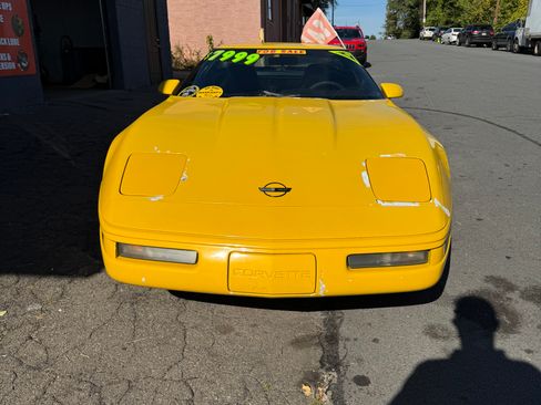 Used 1996 Chevrolet Corvette image 2