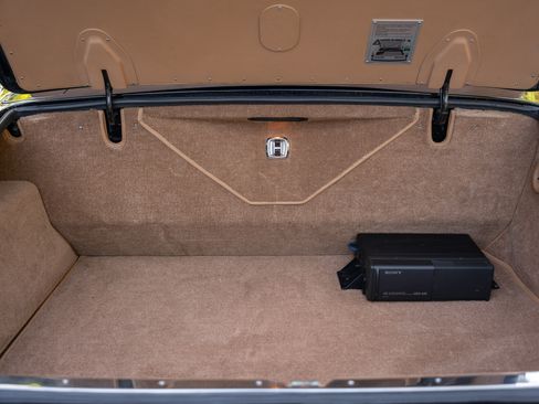 Used 1990 Bentley Continental RWD image 41