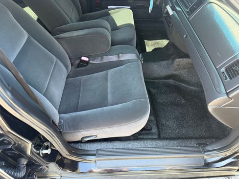 Used 2011 Ford Crown Victoria Police Interceptor RWD image 28