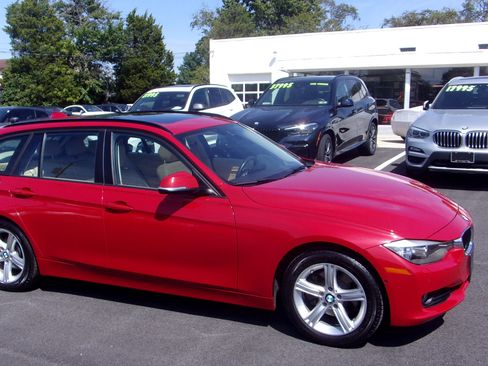 Used 2014 BMW 328i xDrive Wagon AWD/4WD image 3