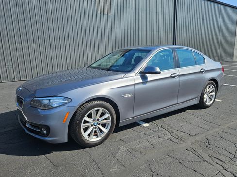 Used 2016 BMW 528i image 1