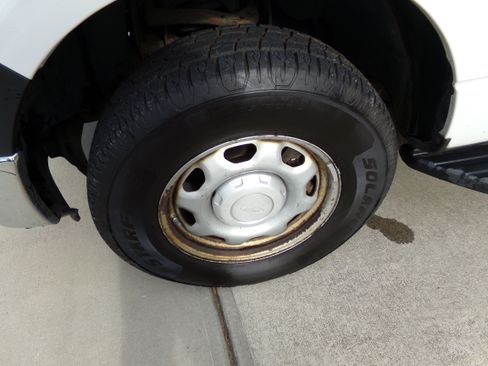Used 2014 Ford F150 4x4 SuperCrew image 9