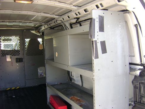 Used 2009 GMC Savana 3500 image 23