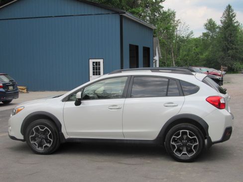 Used 2014 Subaru XV Crosstrek 2.0i Premium AWD/4WD image 4