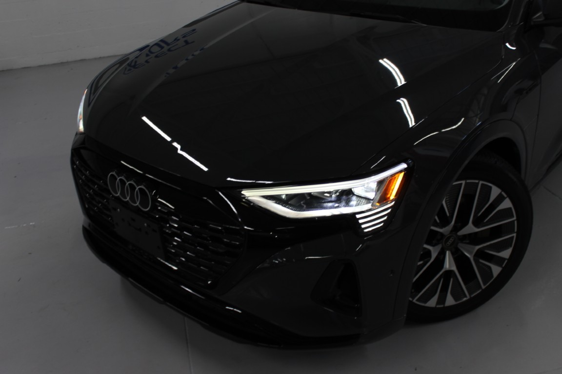 Used 2024 Audi Q8 e-tron Premium Plus AWD/4WD image 5