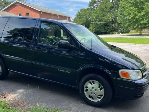 Used 2002 Chevrolet Venture LS FWD image 3