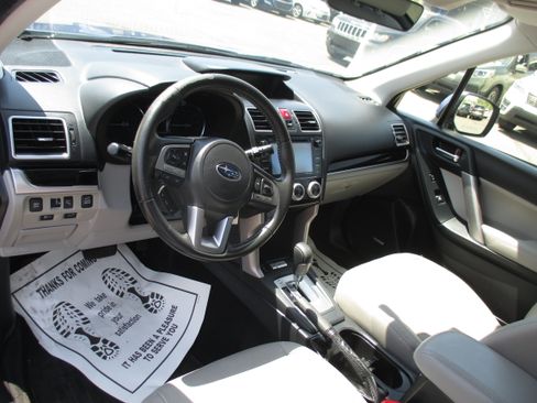 Used 2018 Subaru Forester 2.5i Limited AWD/4WD image 12