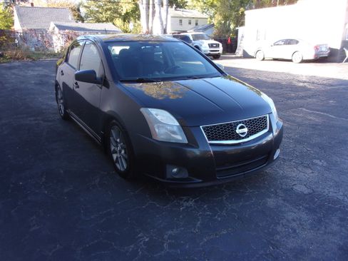 Used 2012 Nissan Sentra SE-R Spec V image 3