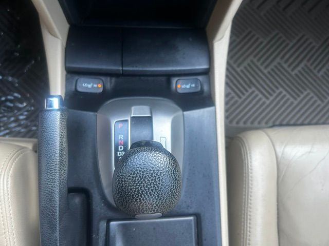 Used 2009 Honda Accord EX-L Sedan image 16