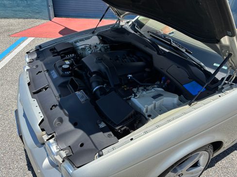 Used 2009 Jaguar XJ Vanden Plas RWD image 18