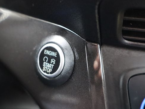 Used 2019 Ford Escape Titanium image 24