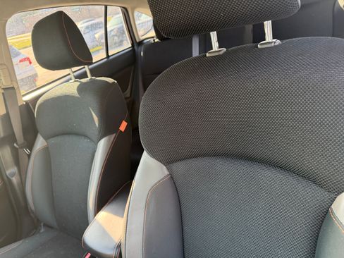 Used 2017 Subaru Crosstrek 2.0i Premium image 13