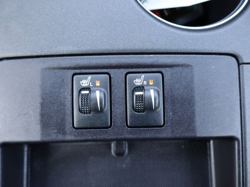 Used 2017 Toyota Camry XSE image 20