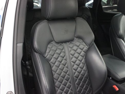 Used 2023 Audi SQ5 Premium Plus image 46