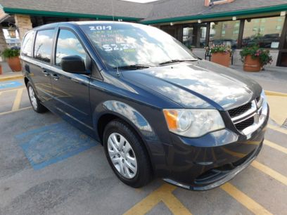 Used 2014 Dodge Grand Caravan SE