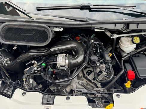 Used 2020 Ford Transit 250 image 26