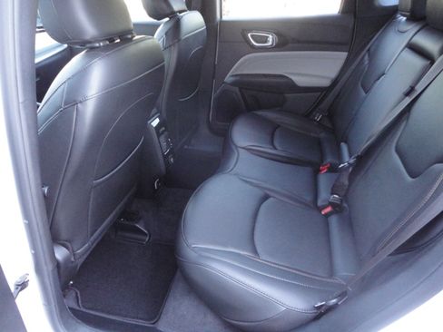 Used 2023 Jeep Compass 4WD Limited image 18