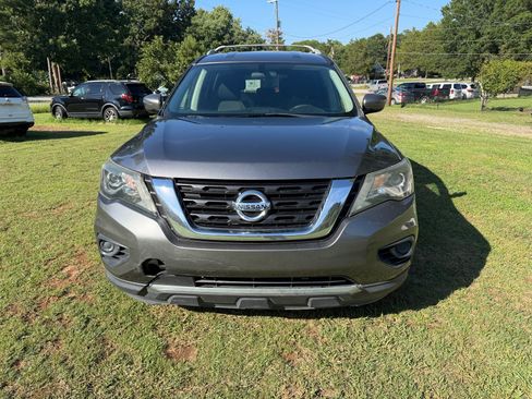 Used 2017 Nissan Pathfinder 4WD image 10