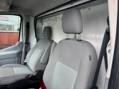 Used 2019 Ford Transit 350 138 DRW RWD image 19