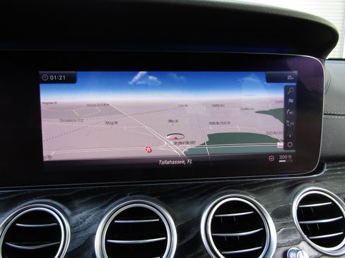 Used 2018 Mercedes-Benz E 43 AMG image 15