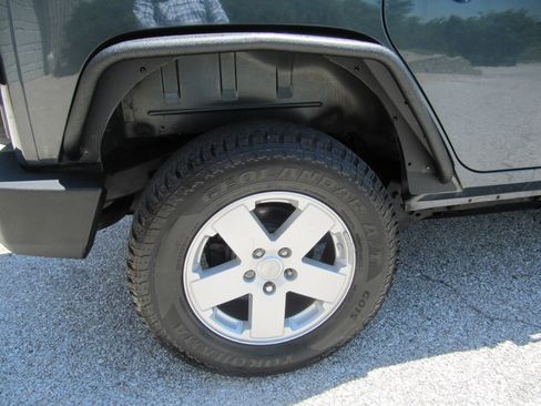 Used 2008 Jeep Wrangler 4WD Unlimited Sahara image 10