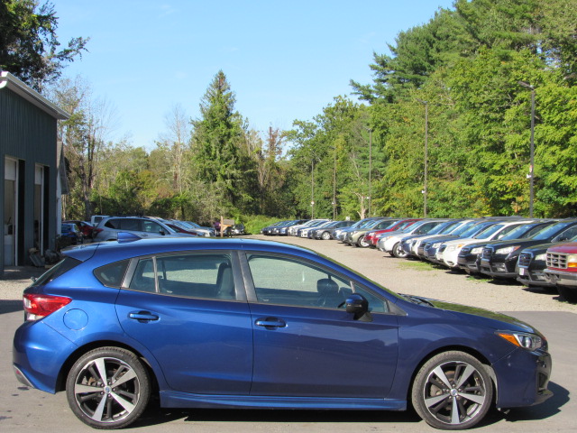 Used 2017 Subaru Impreza 2.0i Sport Hatchback AWD/4WD image 11