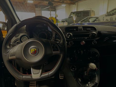 Used 2013 FIAT 500 Abarth Hatchback FWD image 17