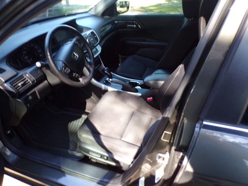 Used 2014 Honda Accord Sport image 9