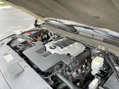 Used 2015 Cadillac Escalade Premium Luxury Platinum image 26