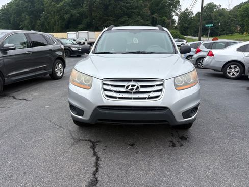 Used 2011 Hyundai Santa Fe GLS image 3