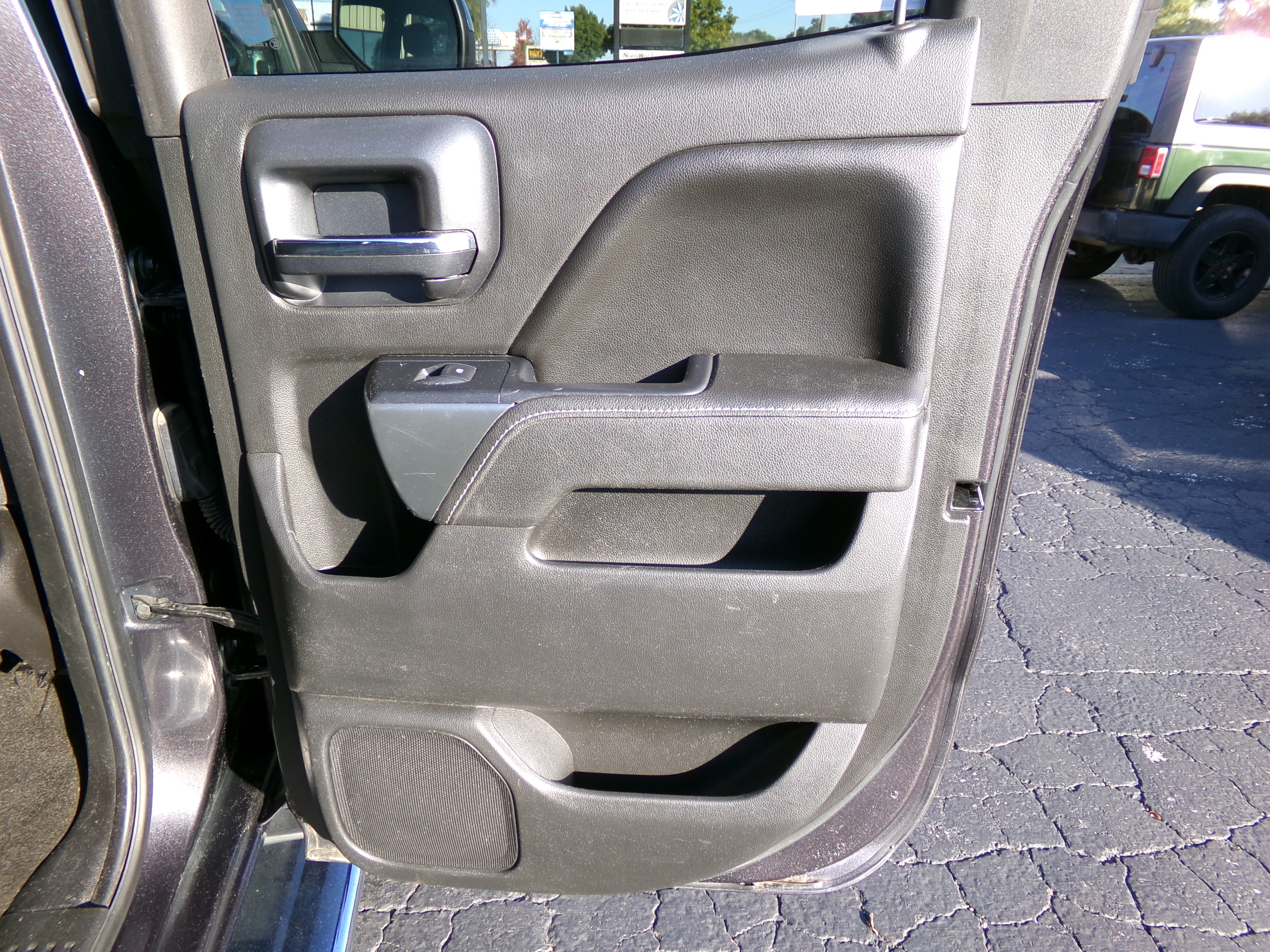 Used 2015 Chevrolet Silverado 1500 4x4 Double Cab LT image 18