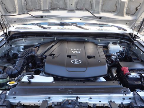 Used 2008 Toyota FJ Cruiser image 35