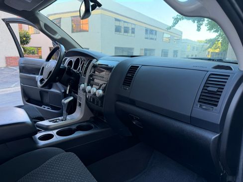 Used 2012 Toyota Tundra SR5 image 29