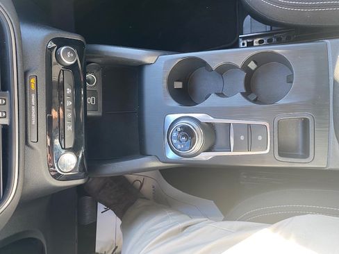 Used 2024 Ford Escape Active image 10
