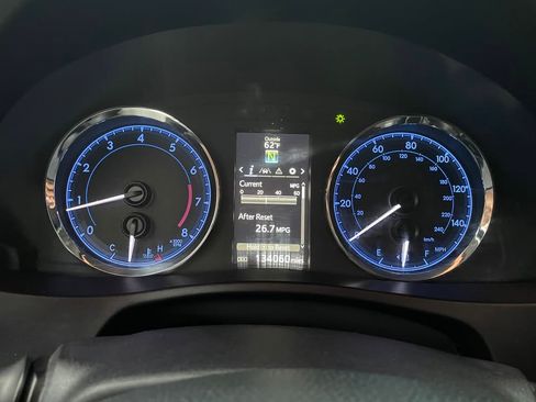 Used 2019 Toyota Corolla SE image 7