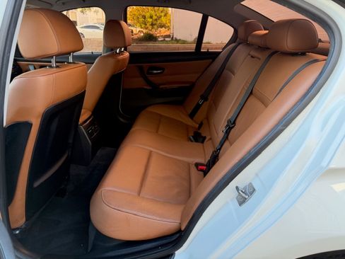 Used 2011 BMW 335i image 13