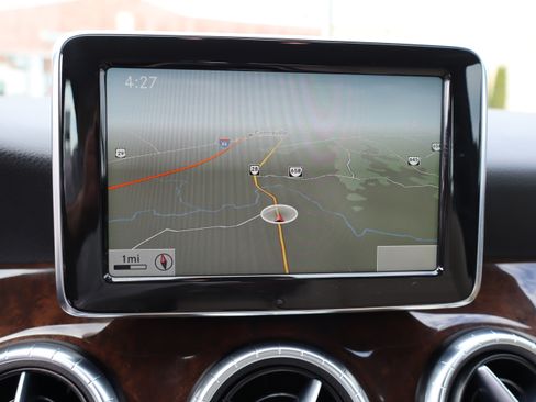 Used 2014 Mercedes-Benz CLA 250 image 25