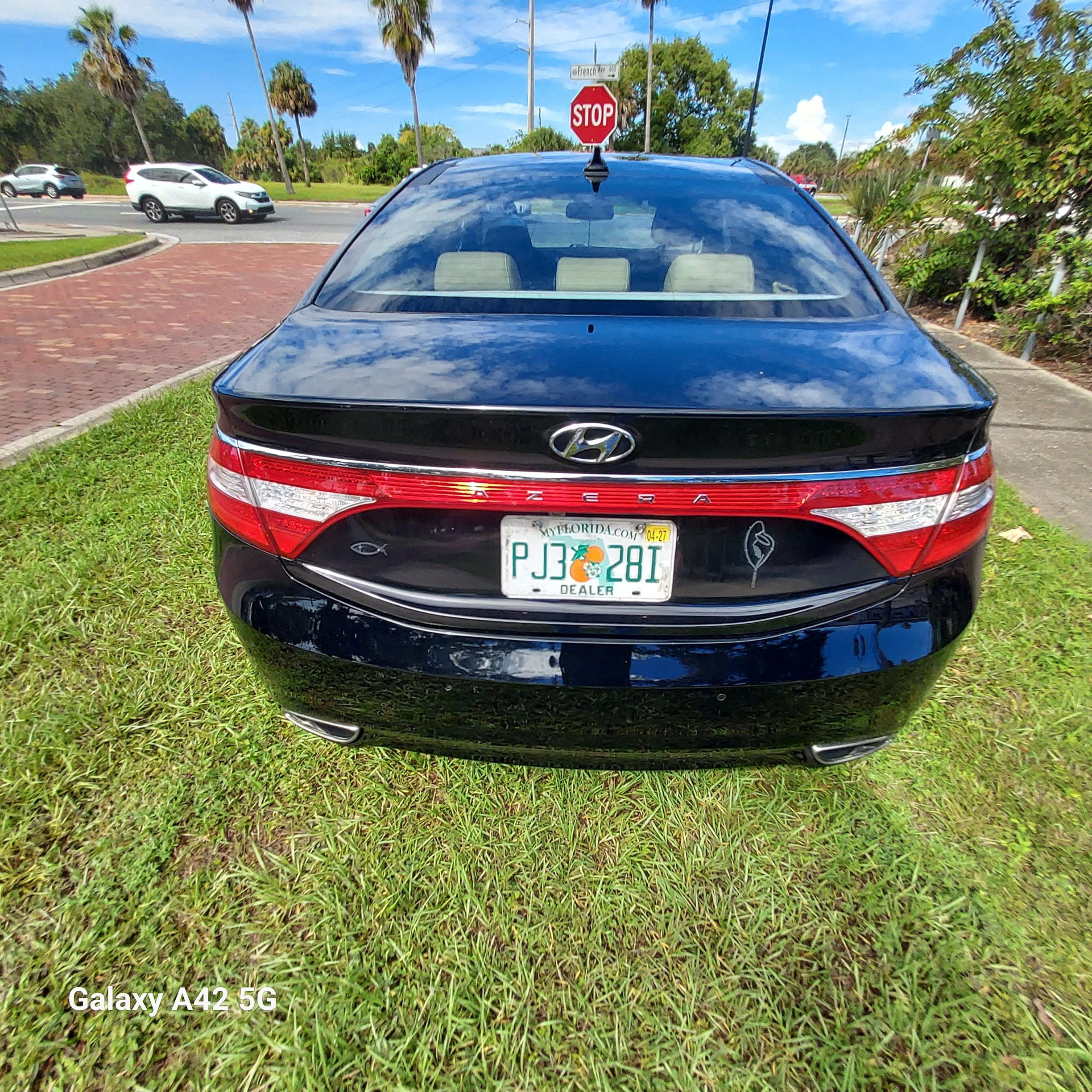 Used 2013 Hyundai Azera UNAVAIL FWD image 6
