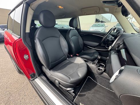 Used 2011 MINI Cooper Clubman S image 17