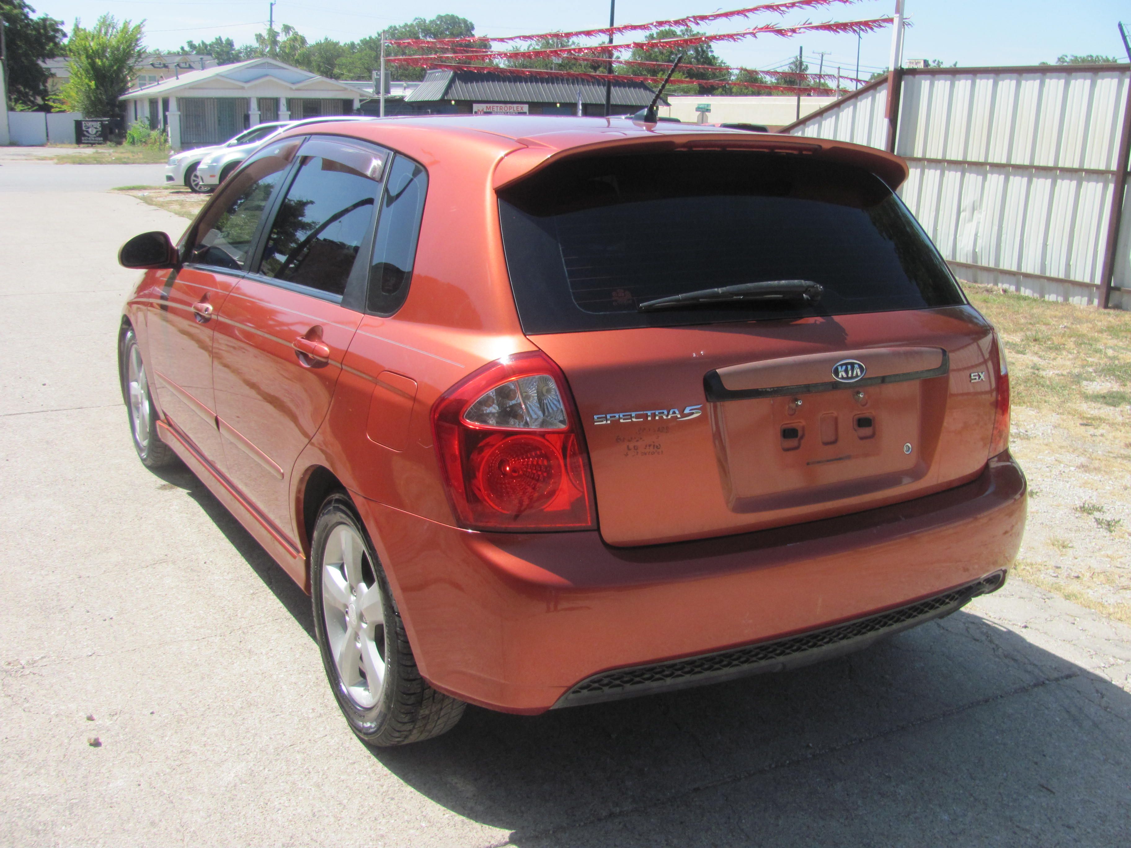 Used 2009 Kia Spectra5 UNAVAIL FWD image 3