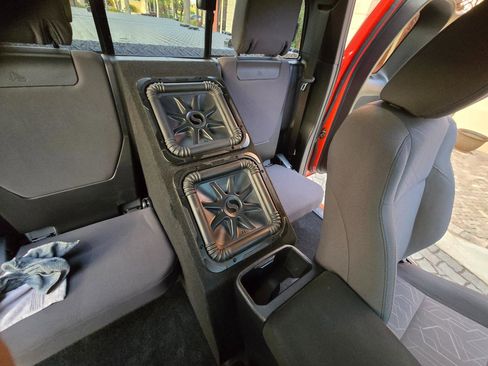 Used 2017 Toyota Tacoma TRD Sport image 21