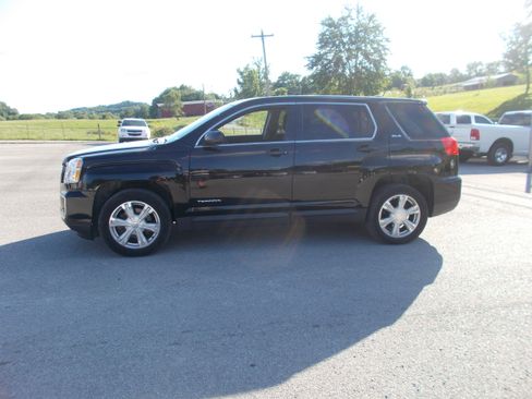 Used 2017 GMC Terrain FWD SLE w/ SLE-1 image 1