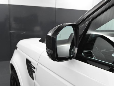 Used 2022 Land Rover Range Rover Sport SVR image 15